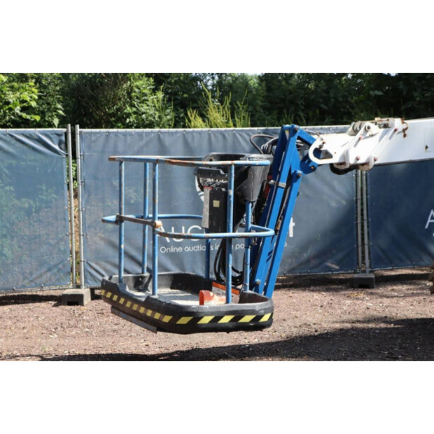 2010 Niftylift HR21D-48783574