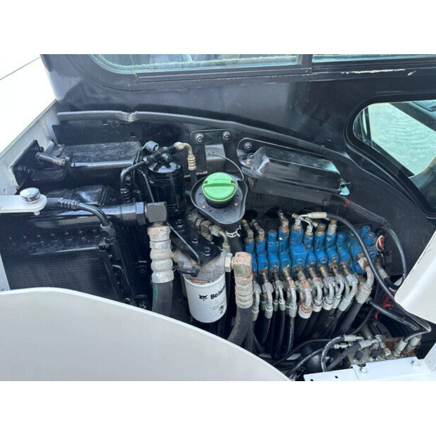 2010 بوبكات 331-48784005