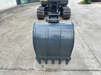 2010-volvo-ec60c-1478229-48784065