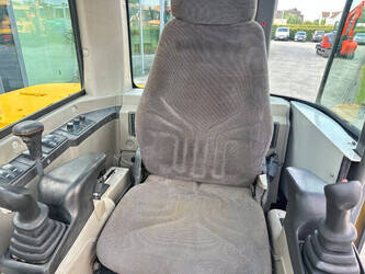 2010-volvo-ec60c-1478229-48784095