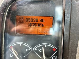 2010-volvo-ec60c-1478229-48784096