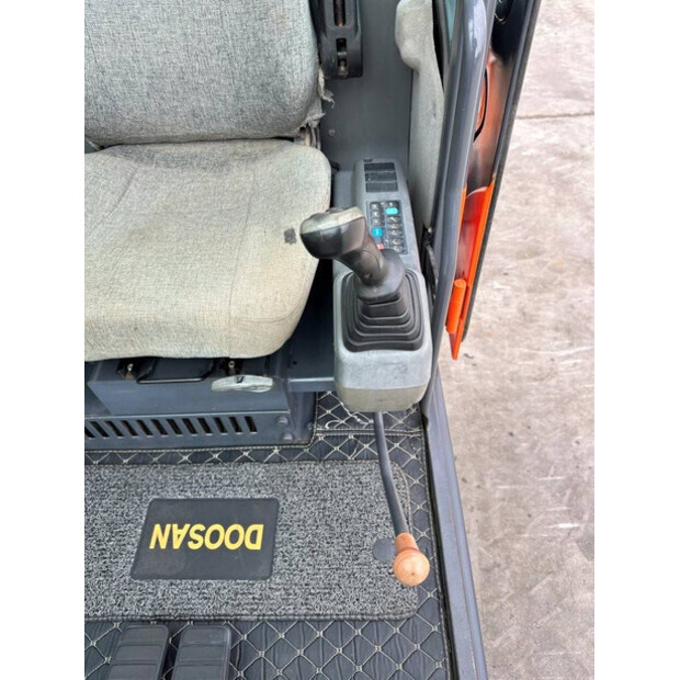 2019 Doosan DX55-9CN-48784175