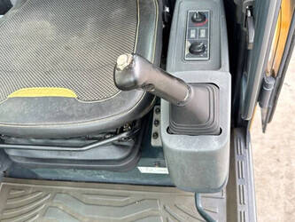 2021-hyundai-r60vs-1478232-48784217