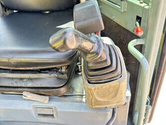 2012-yanmar-vio40-5b-1478236-48784380