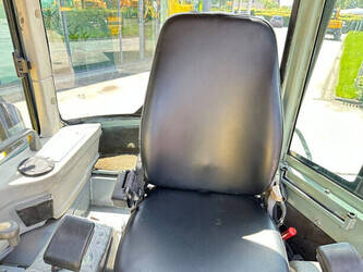 2012-yanmar-vio40-5b-1478236-48784381