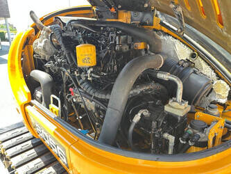 2011-jcb-8056-1478237-48784417