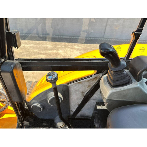 2011 JCB 8056-48784422