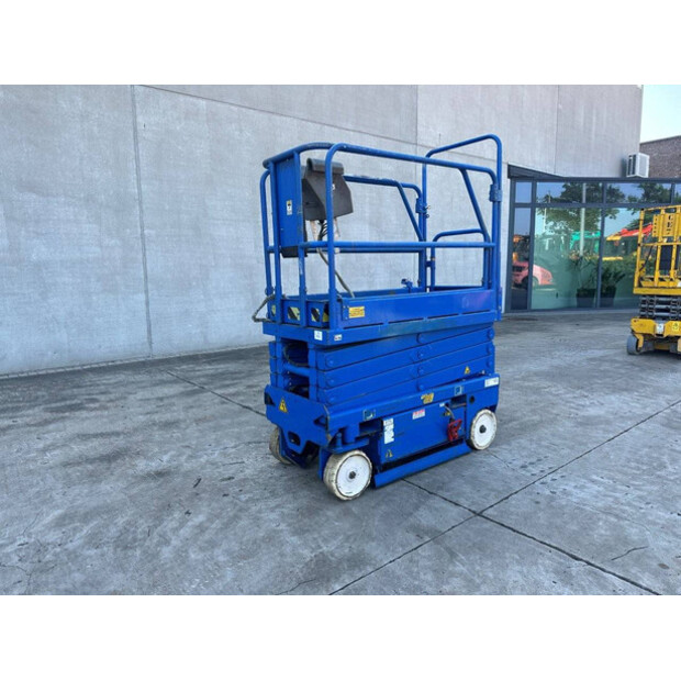 2002 UPRIGHT MX-19-48784985