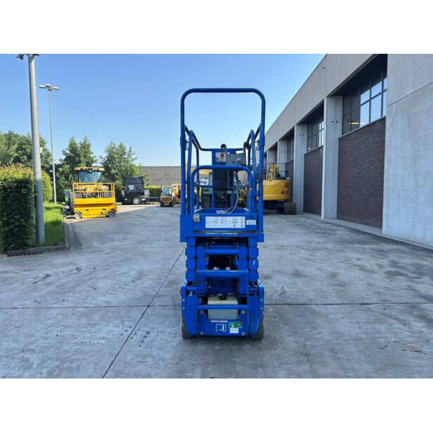 2002 UPRIGHT MX-19-48784990