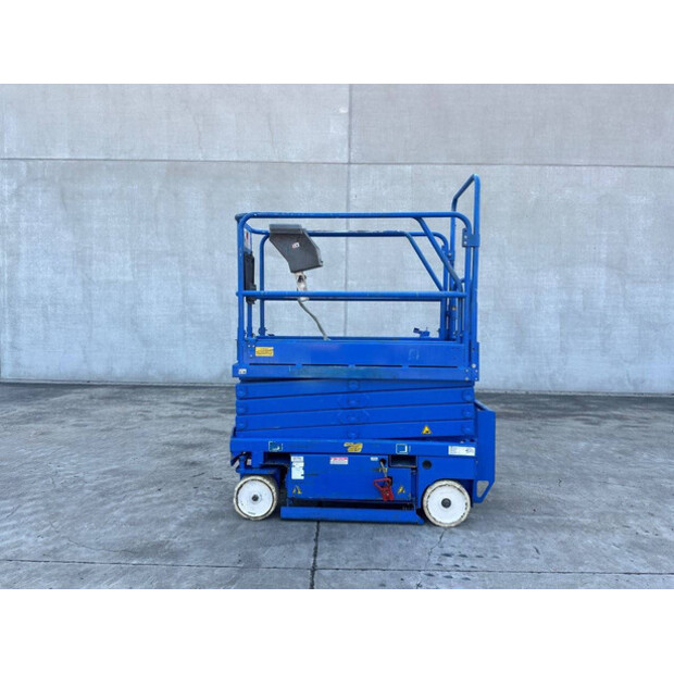 2002 UPRIGHT MX-19-48784992