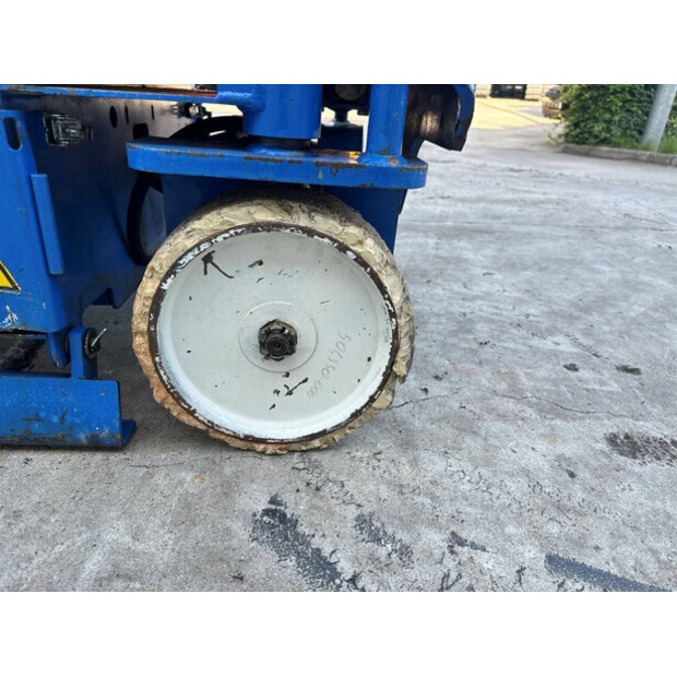 2002 UPRIGHT MX-19-48784995