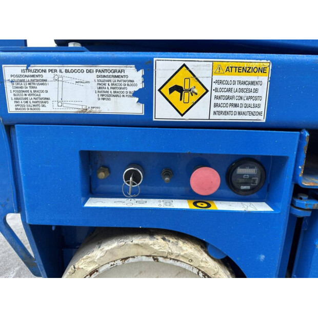 2002 UPRIGHT MX-19-48784997