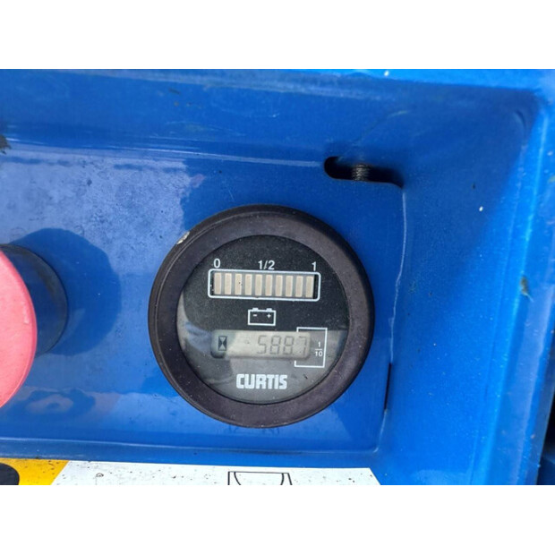 2002 UPRIGHT MX-19-48784998