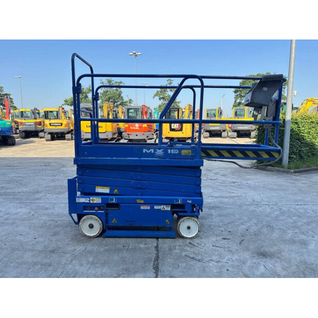 2002 UPRIGHT MX-19-48785010