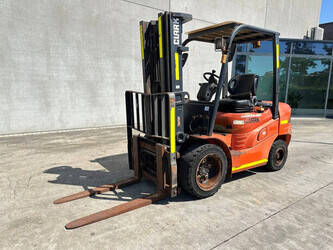 Image for 2018 Clark GTS30D