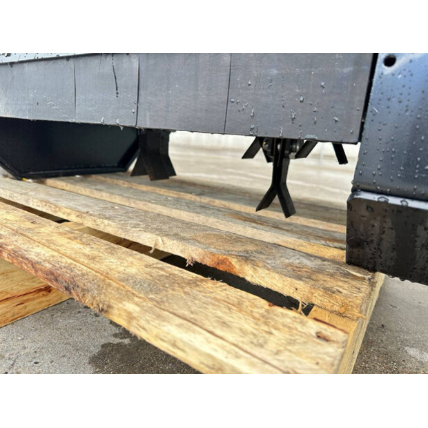 2025 Lonati LNT-800-48785352