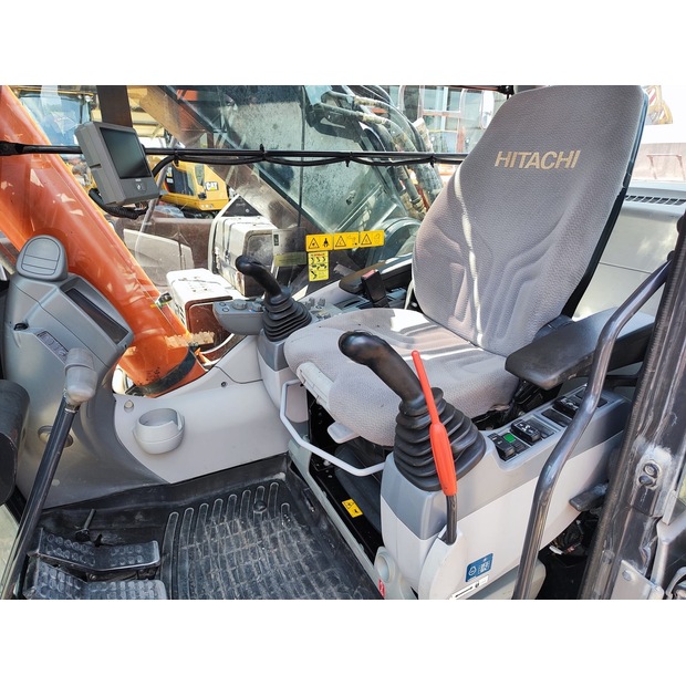 2019 Hitachi KTC390-6-48792450