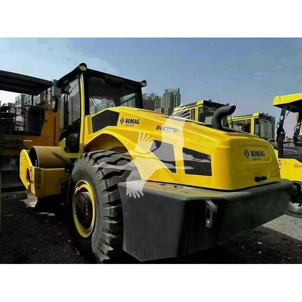 2023 BOMAG BW226-5CL-48793367