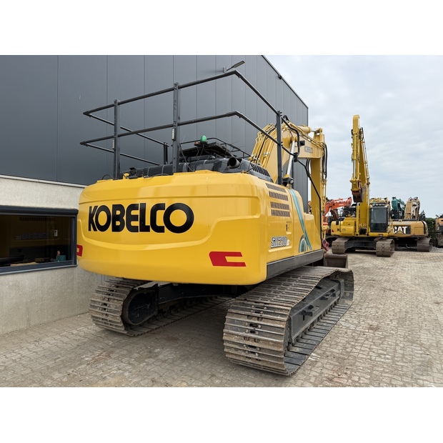 2021 كوبيلكو SK210LC-10E-48793774