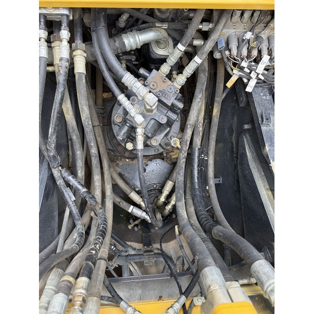 2021 KOBELCO SK210LC-10E-48793797