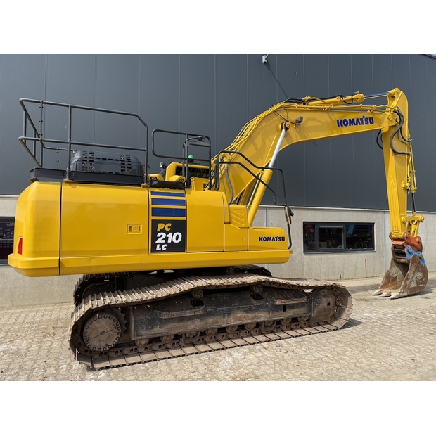 2018 Komatsu PC210-11-48793838