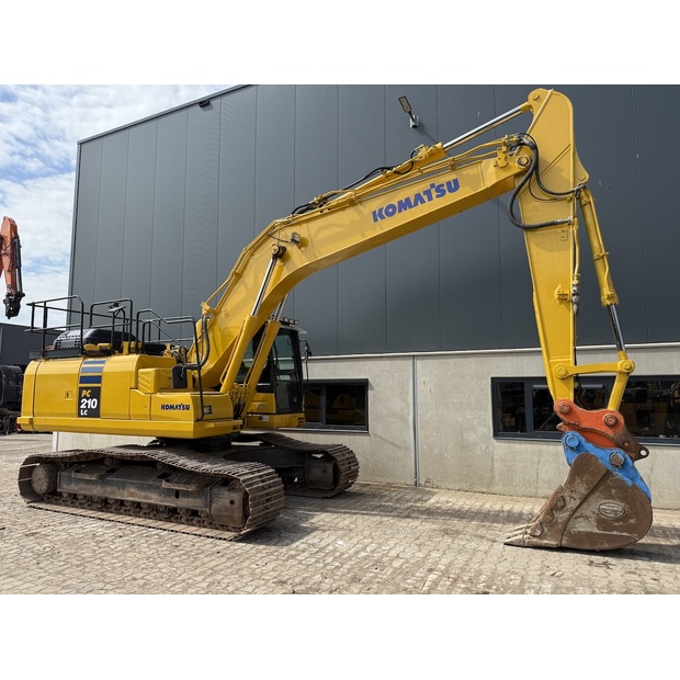 2018 Komatsu PC210-11-48793839