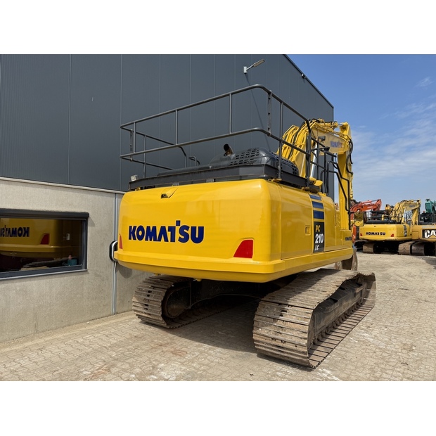 2018 Komatsu PC210-11-48793841