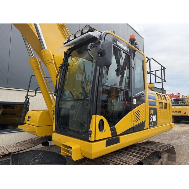 2018 Komatsu PC210-11-48793846