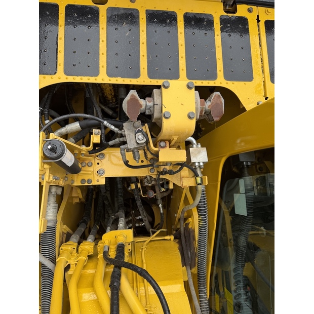 2018 Komatsu PC210-11-48793858