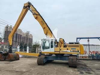 صورة ل حفارات 2015 ليبهير R934CEW