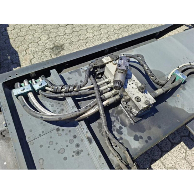 2015 الما 588TB-5887-48802722