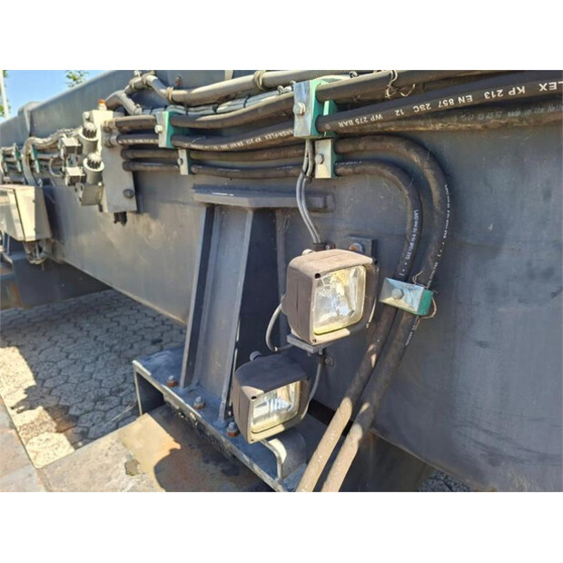 2012 Elme 815-18520-48802738