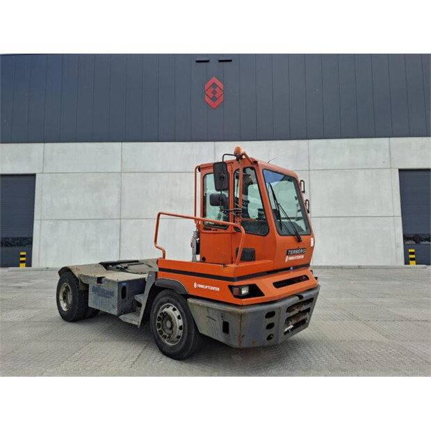 2013 Terberg YT182-48802739