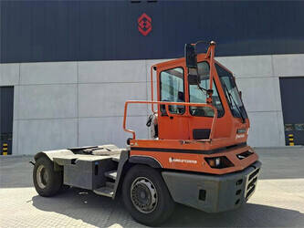 Image de TRACTEUR DE REMORQUAGE 2013 Terberg YT182