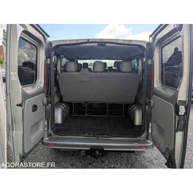 2009 أوبل Vivaro-48805460