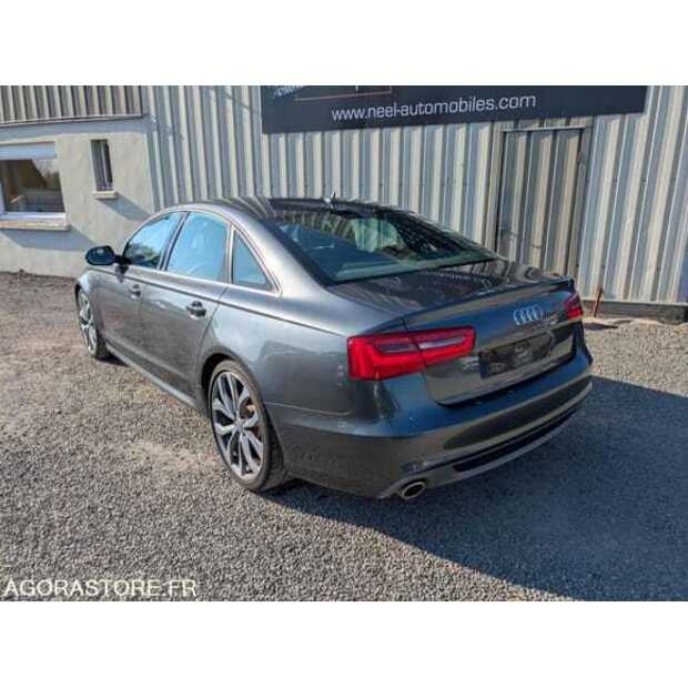 2013 أودي A6-48805475