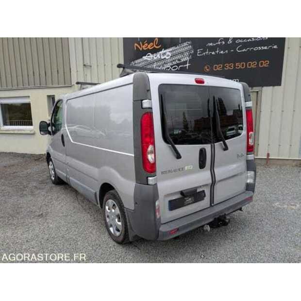 2012 Renault Traffic-48805573
