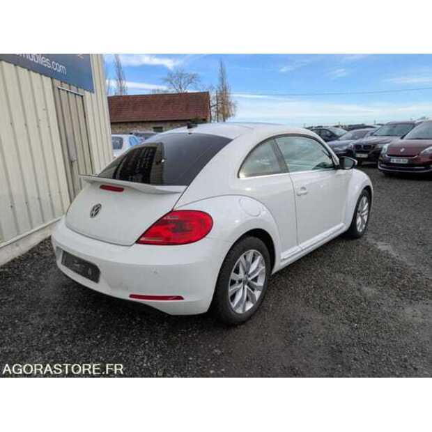 2015 فولكس فاجن New Beetle-48805628