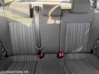 2015-volkswagen-polo-1478410-48805653