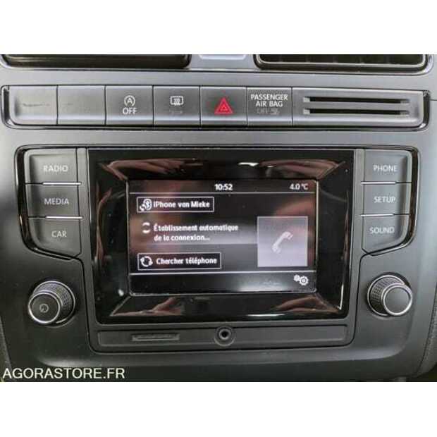 2015 Volkswagen POLO-48805654