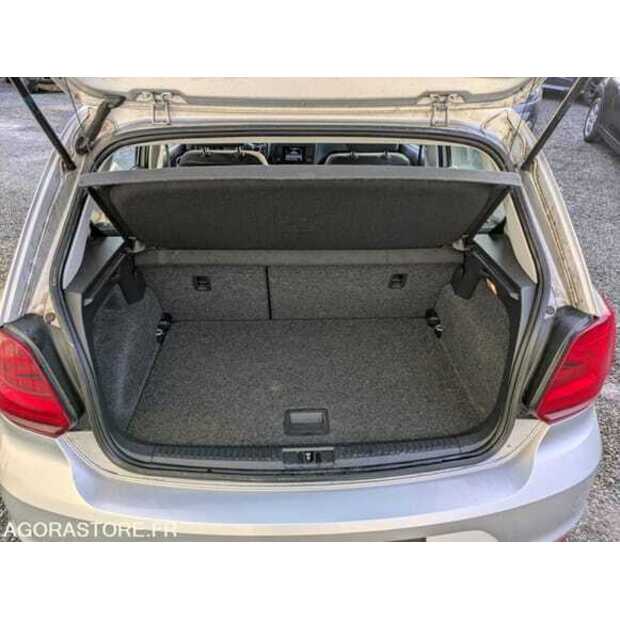 2015 Volkswagen POLO-48805655