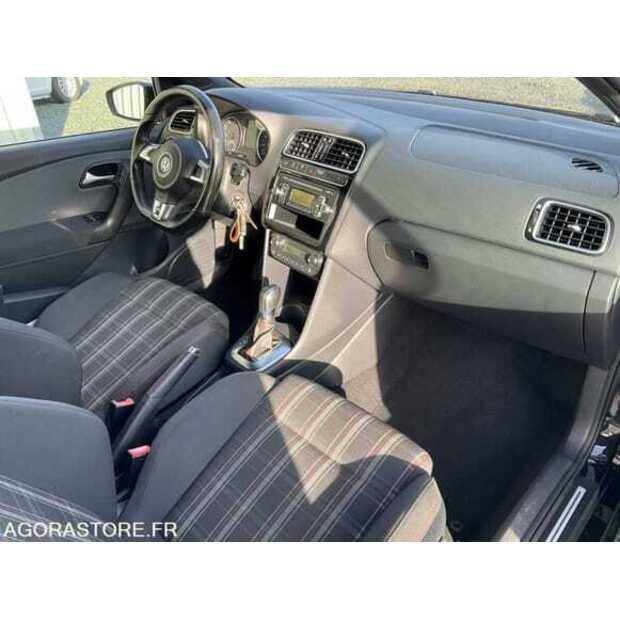2010 Volkswagen POLO-48805787