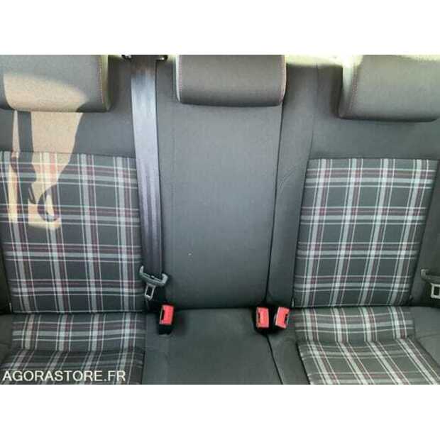 2010 Volkswagen POLO-48805788
