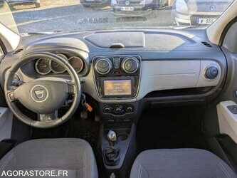 dacia-lodgy-1478421-48805888