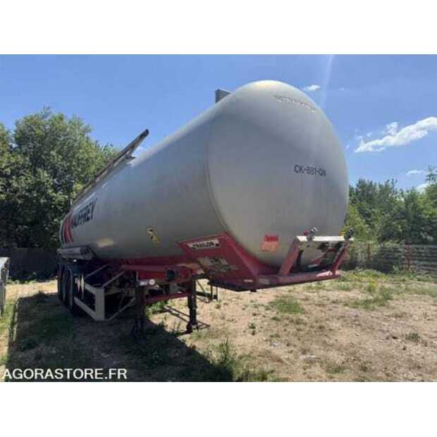 1999 Trailor-48805940