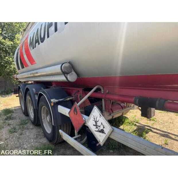 1999 Trailor-48805943