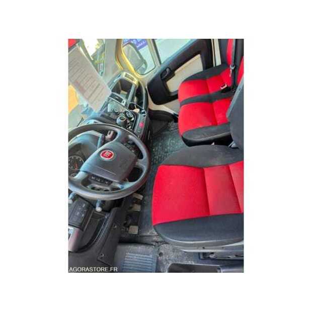 2015 فيات Ducato-48806064