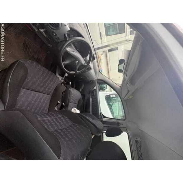 2005 سيتروين BERLINGO-48806200
