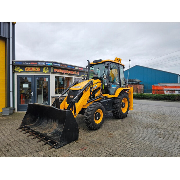 2025 JCB 3DX Plus-48809092
