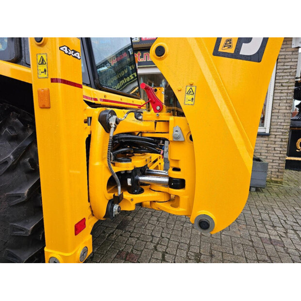 2025 JCB 3DX Plus-48809100